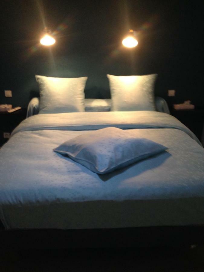 Bienvenue Chez Zina Hotel เวอซูล ภายนอก รูปภาพ